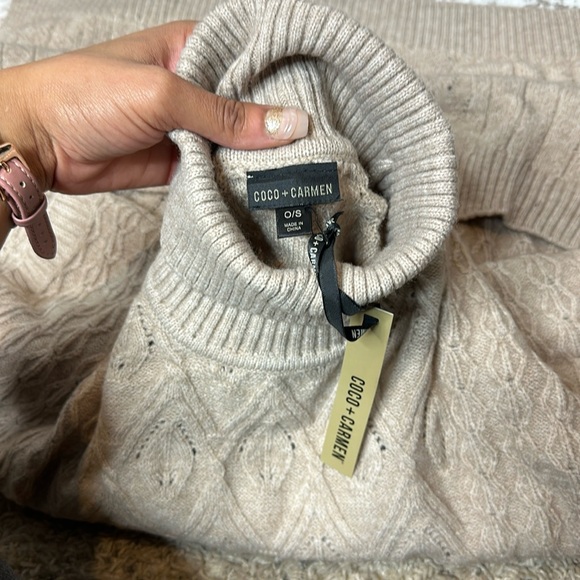 Coco Carmen sweater vest top O/S NWT - Picture 2 of 7